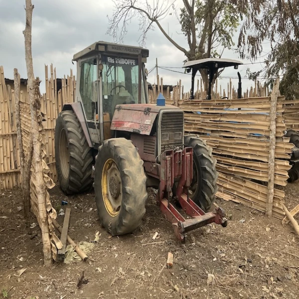 Tracteur Massey Fergusson - 110 Chevaux