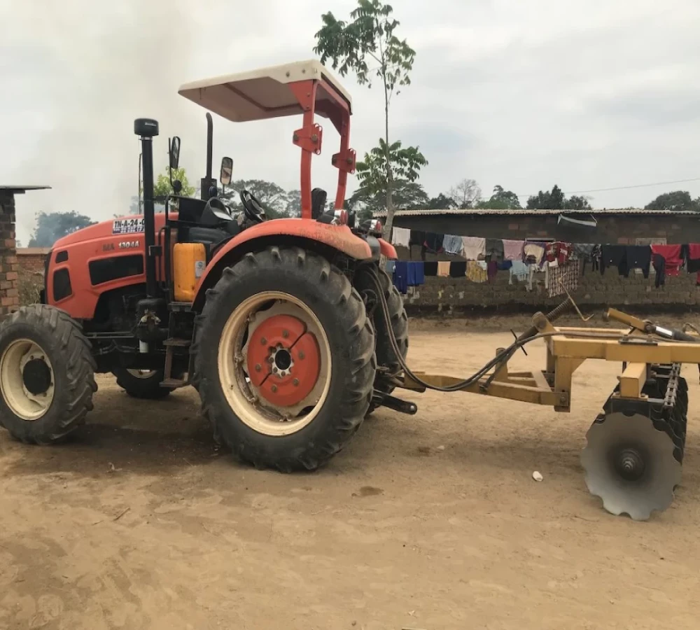 Tracteur ETAU MA 130 Chévaux