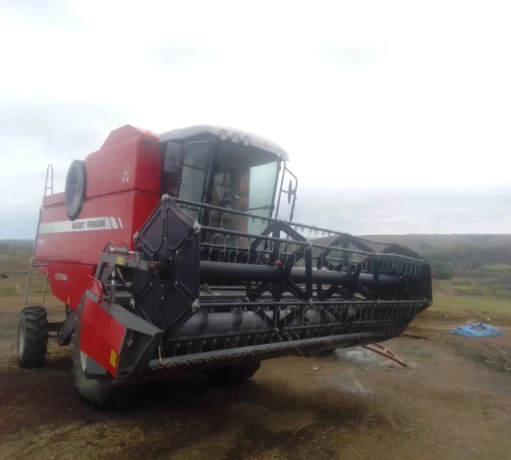 Moissonneuse-batteuse Massey Ferguson 7240 ACTIVA